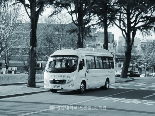 Campus shuttle bus (Photo by reporter Bang Jeong-won)